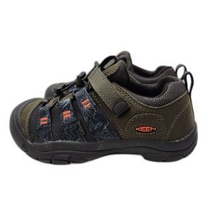 Keen boys sneakers youth size 2; fit like a 1.5